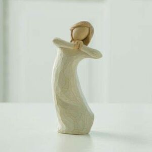 NEW IN BOX Willow Tree Free Spirit figurine